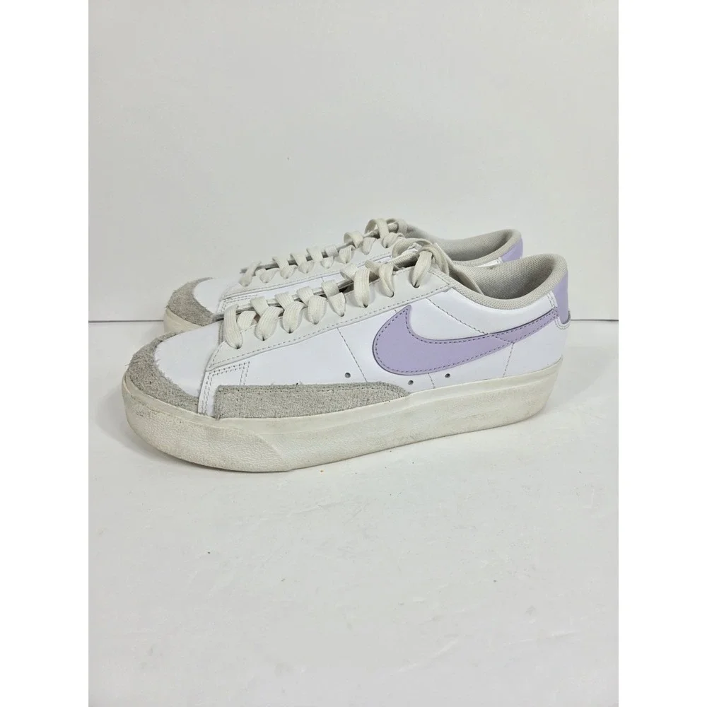 Nike Blazer Low Shoes Sneakers White / Lilac Womens 8.5 Platform Purple